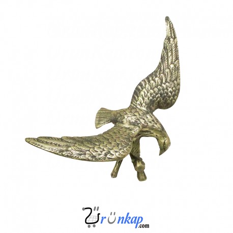 Pirinç Kartal Heykeli